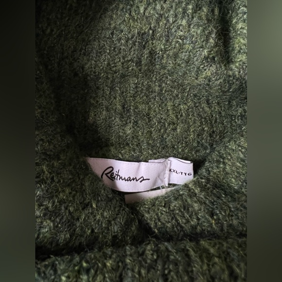 Soft Green Reitman’s Long Shirt / Short Dress - Picture 2 of 2